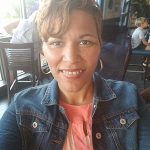 Meet your Posher, Angela